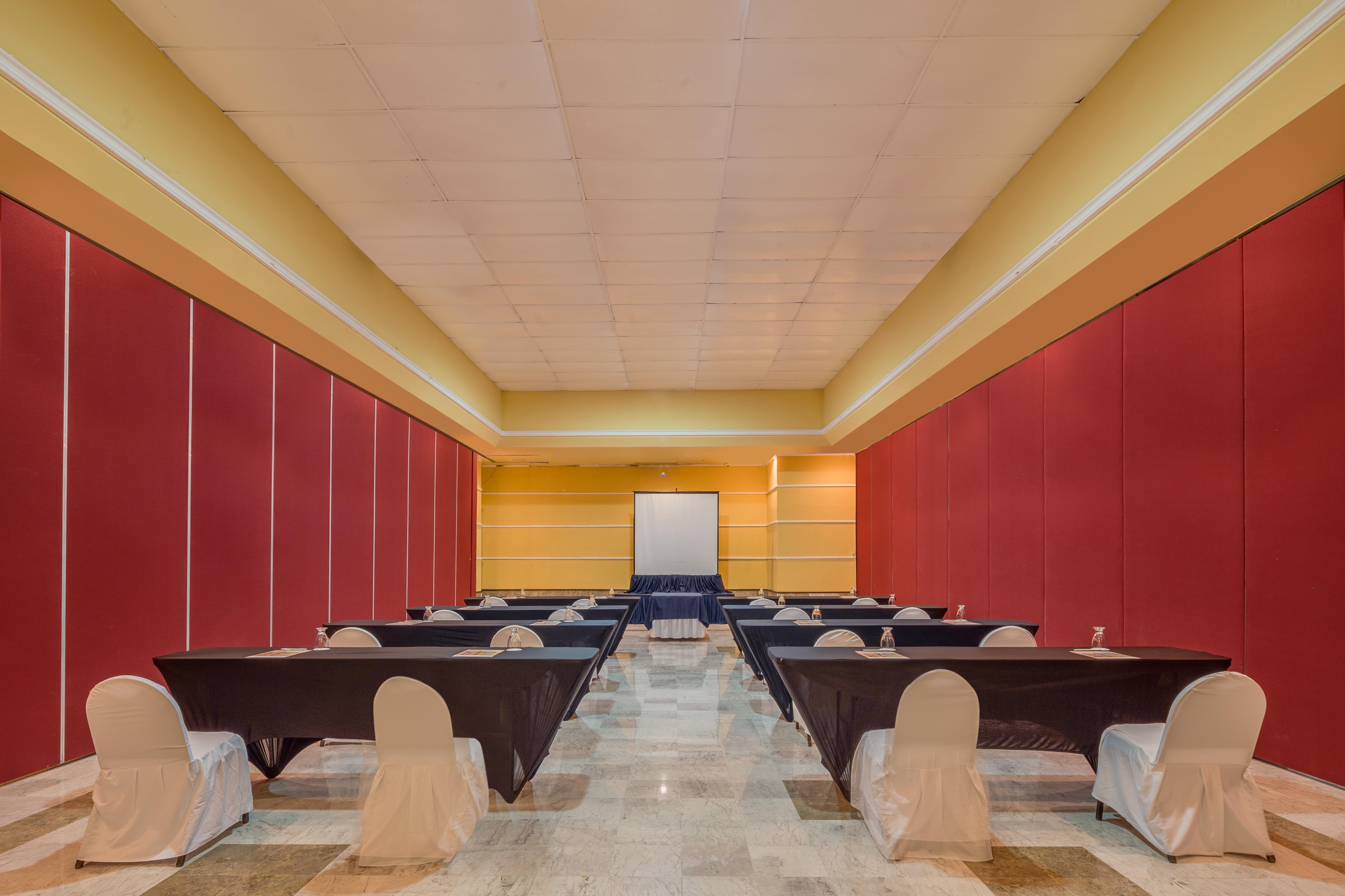 Copacabana Beach Hotel Акапулко Бизнес снимка