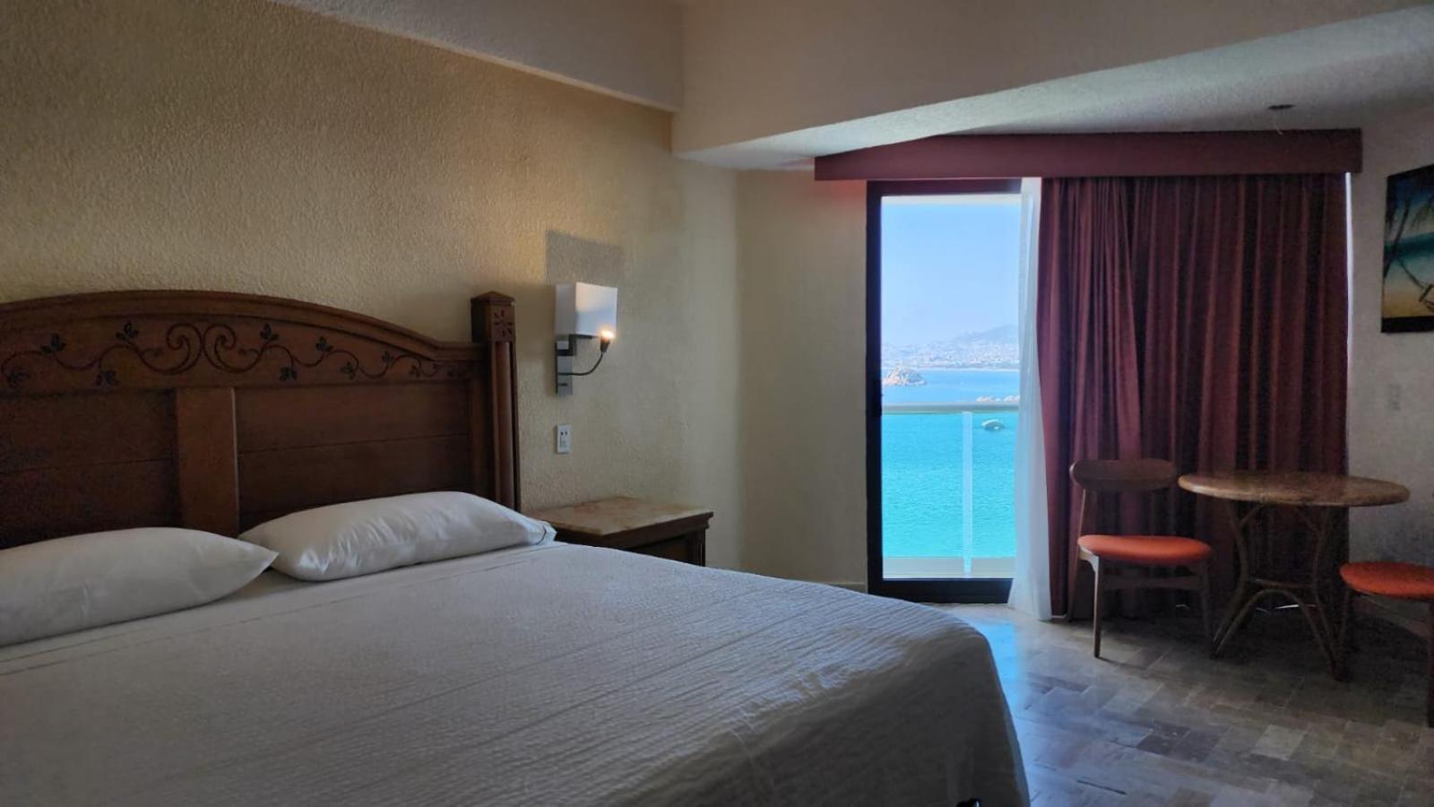 Copacabana Beach Hotel Акапулко Екстериор снимка