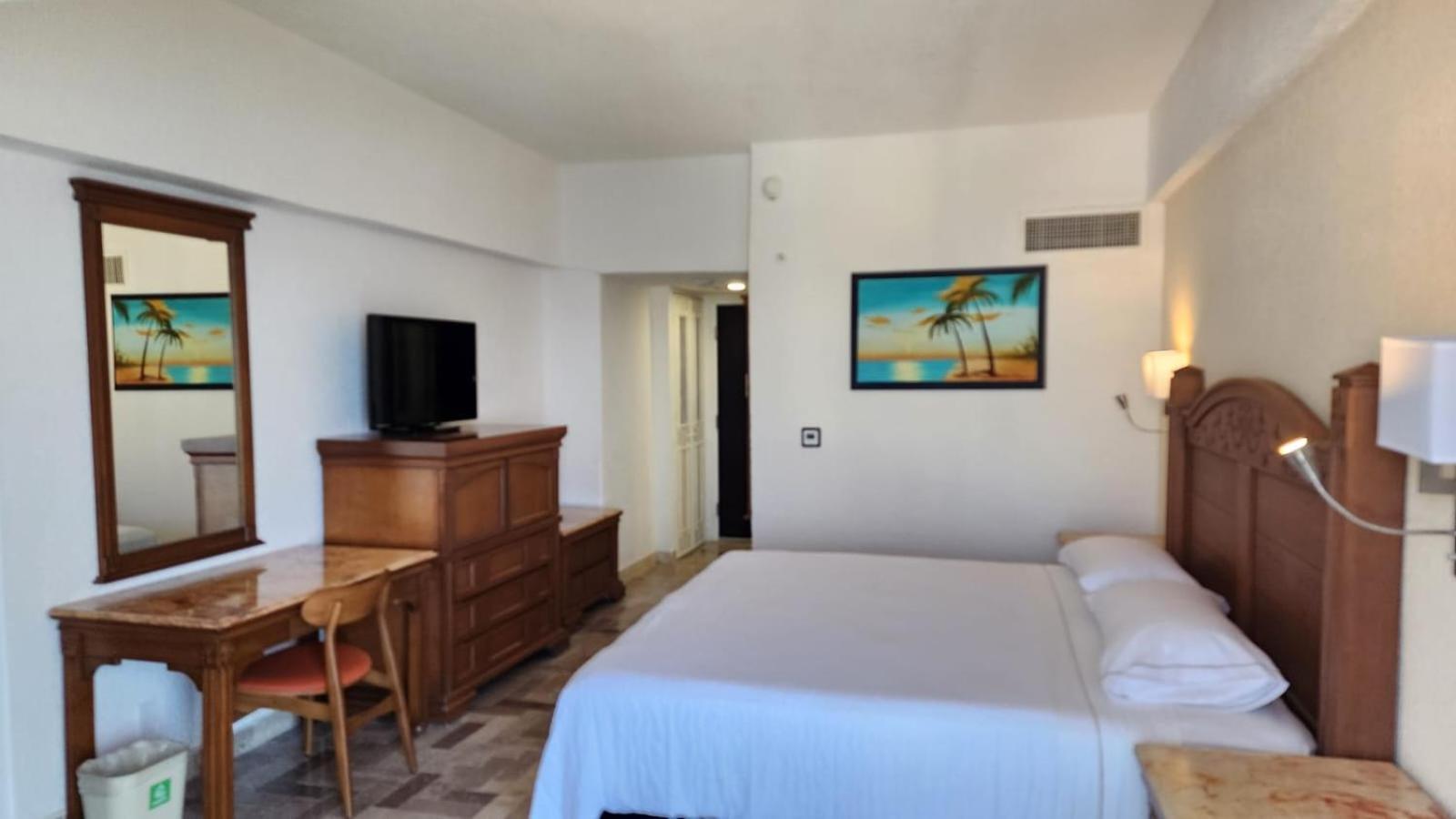 Copacabana Beach Hotel Акапулко Екстериор снимка